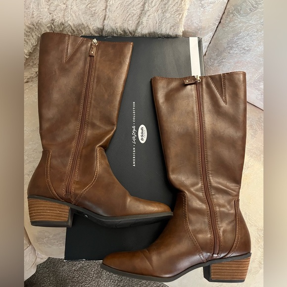 Dr. Scholl’s Brilliance boots. New in box! Size 9, wide calf. - Picture 8 of 8